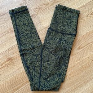 Lululemon Wunder Under Pant (Hi Rise) - Pencil Lace Brave Olive Black